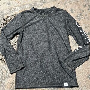 Magellan Outdoors long sleeve reversible active tee